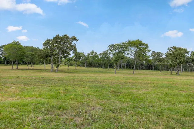 a view of a lake with houses