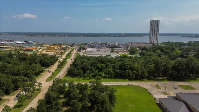 $1,360,000 | 0 Kirby Road, Seabrook, TX 77586