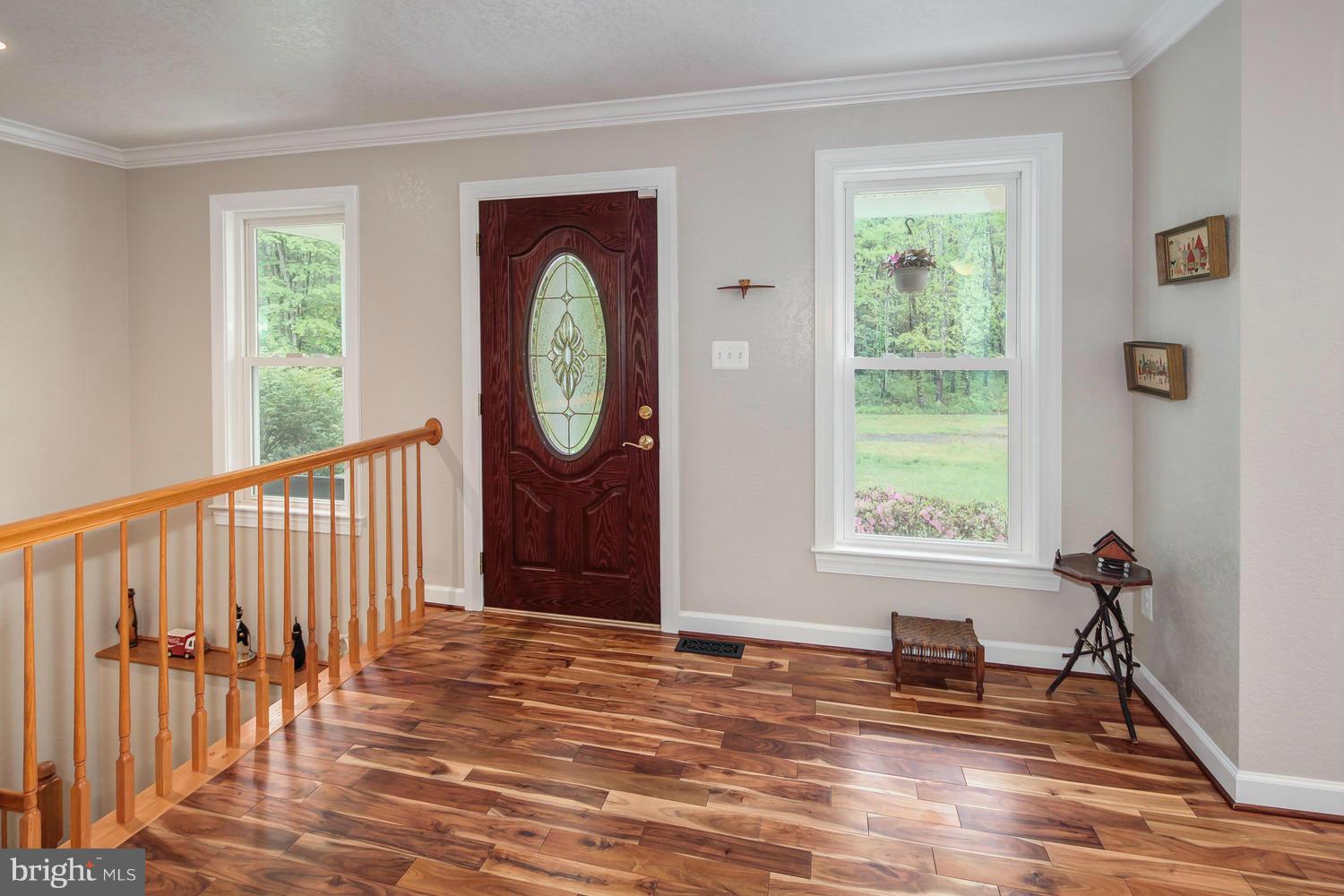 4274 Ritchie Road Midland, VA 22728 - Photo 3 of 28 Interior (General)
