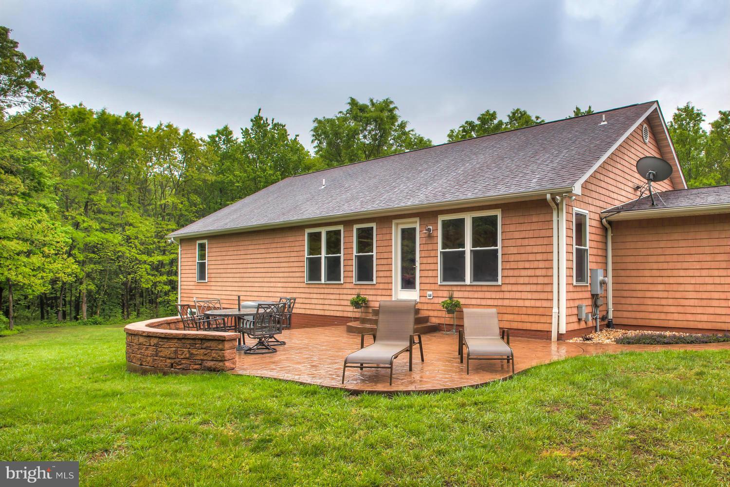 4274 Ritchie Road Midland, VA 22728 - Photo 26 of 28 Exterior (Rear)