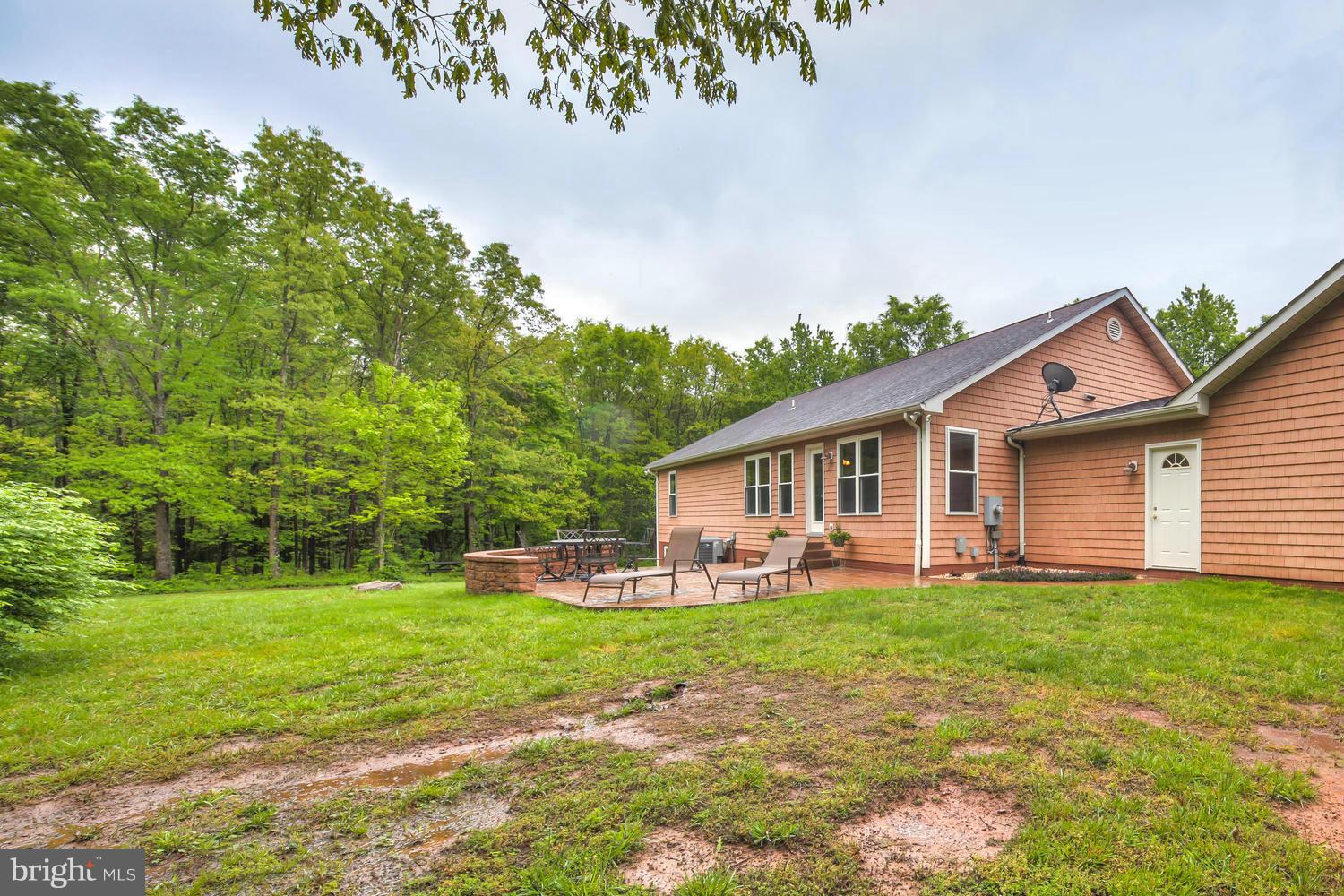 4274 Ritchie Road Midland, VA 22728 - Photo 27 of 28 Exterior (Rear)