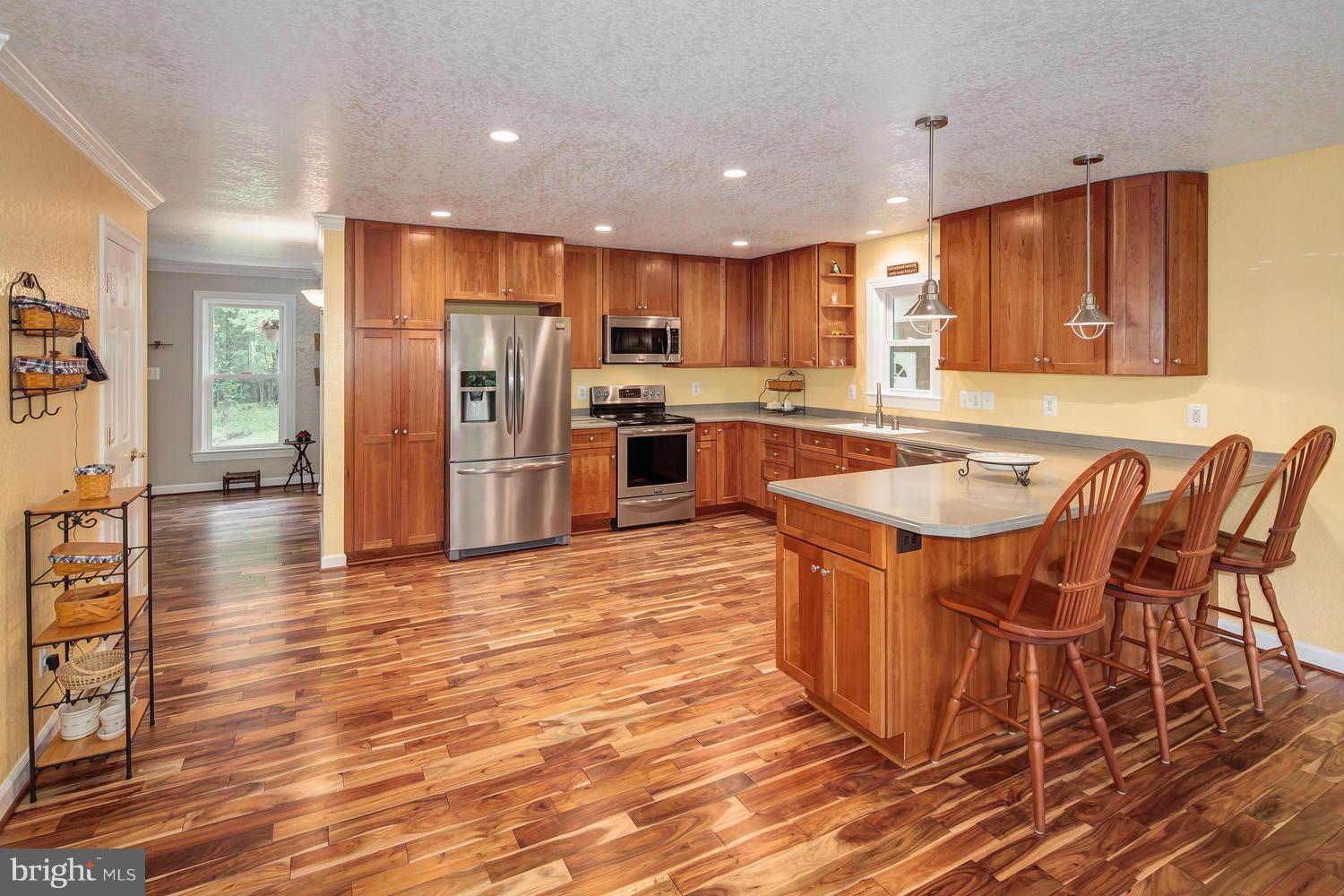 4274 Ritchie Road Midland, VA 22728 - Photo 5 of 28 Kitchen