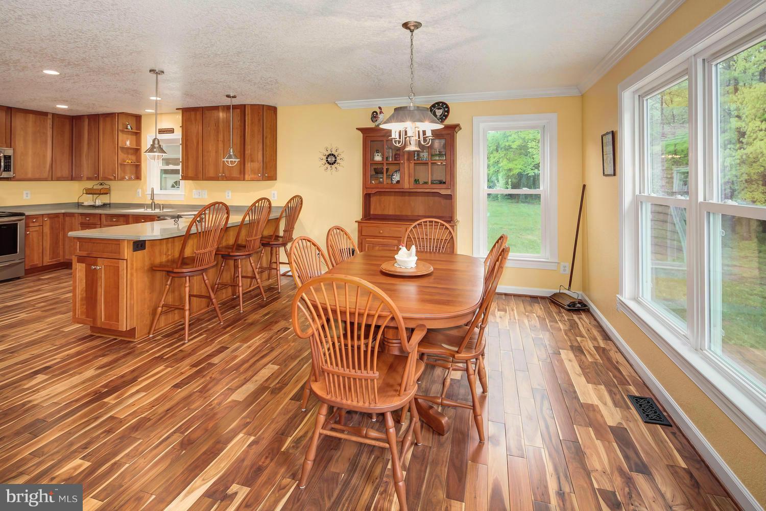 4274 Ritchie Road Midland, VA 22728 - Photo 9 of 28 Kitchen