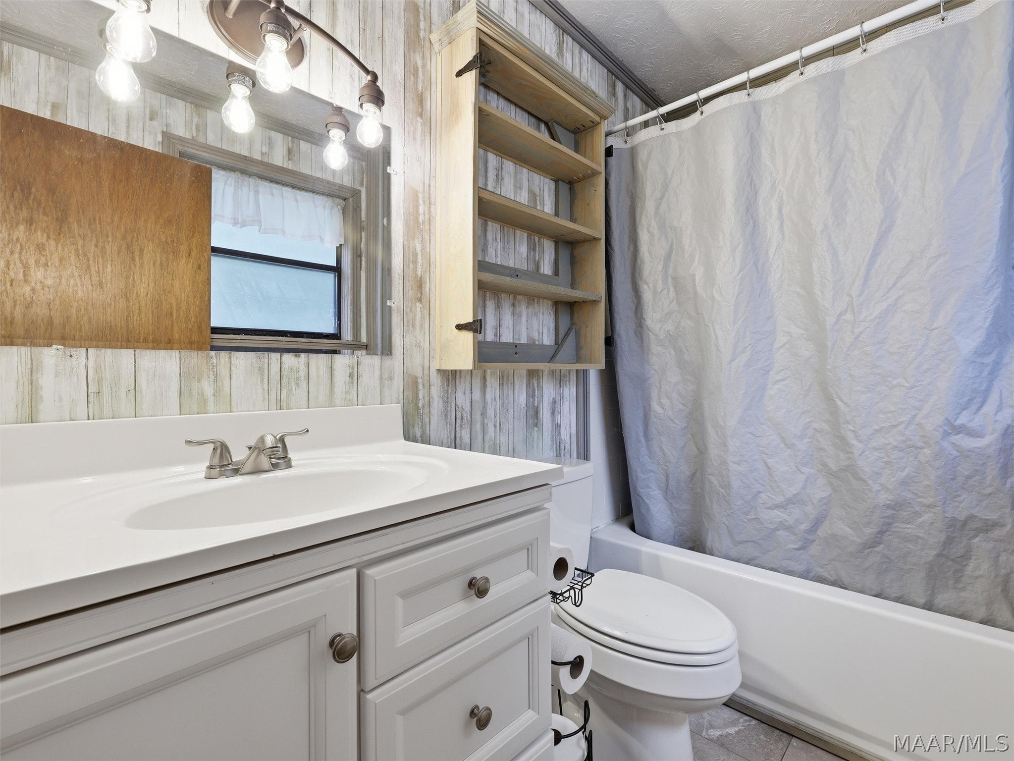 1141 Grass Farm Road Titus, AL 36080 - Photo 19 of 45 Gallery Image 19