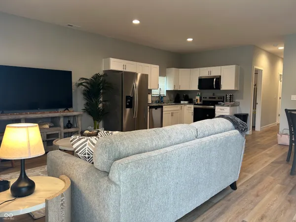 $1,800 | 2805 North Talbott Street, Unit B, Indianapolis, IN 46205
