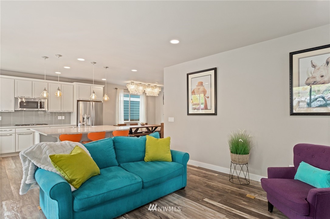 11026 4th Place Southwest Seattle, WA 98146 - Photo 13 of 26 Gallery Image 13