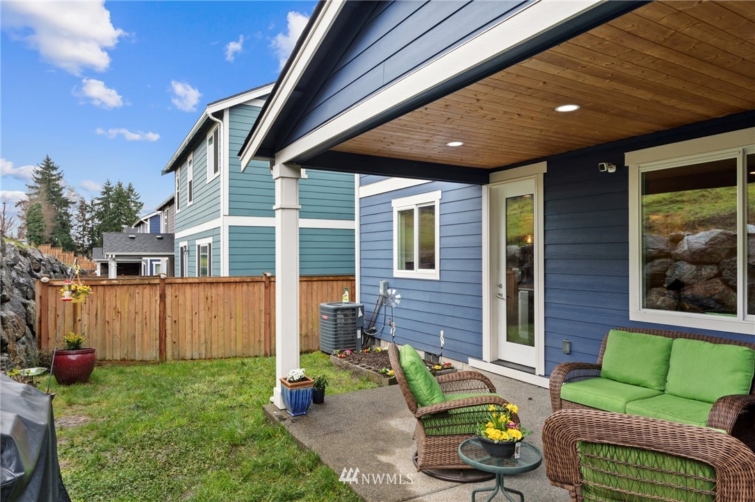 11026 4th Place Southwest Seattle, WA 98146 - Photo 24 of 26 Gallery Image 24