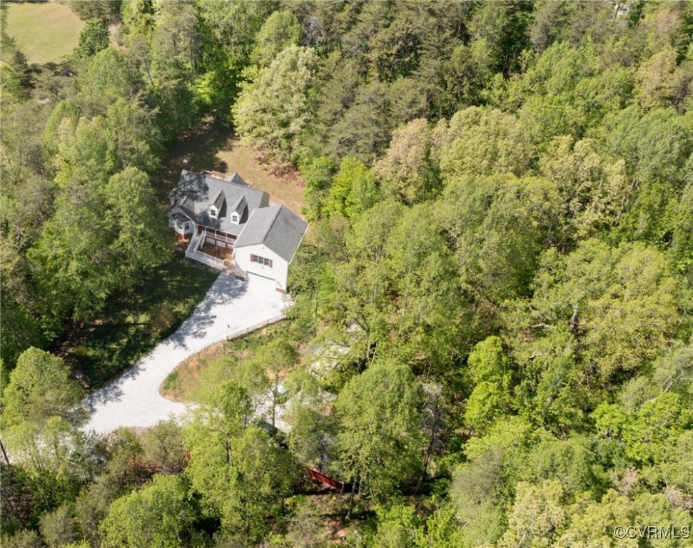 3918 Whitehall Road Glen Allen, VA 23059 - Photo 3 of 39