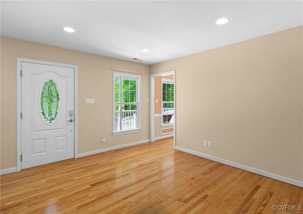 3918 Whitehall Road Glen Allen, VA 23059 - Photo 4 of 39