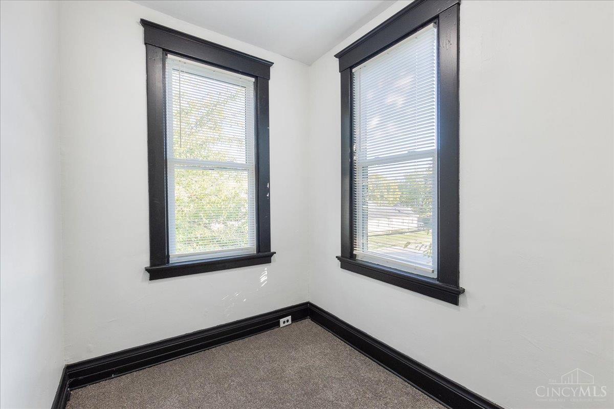 5213 Kenwood Road Cincinnati, OH 45227 - Photo 19 of 22