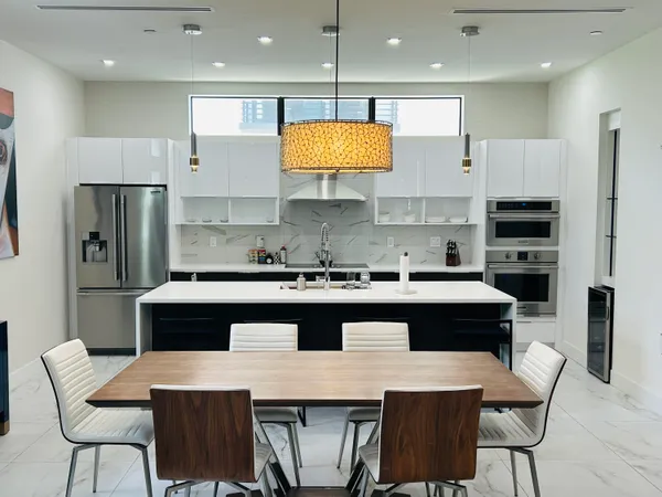 $7,300 | 1058 North Victoria Park Road, Fort Lauderdale, FL 33304