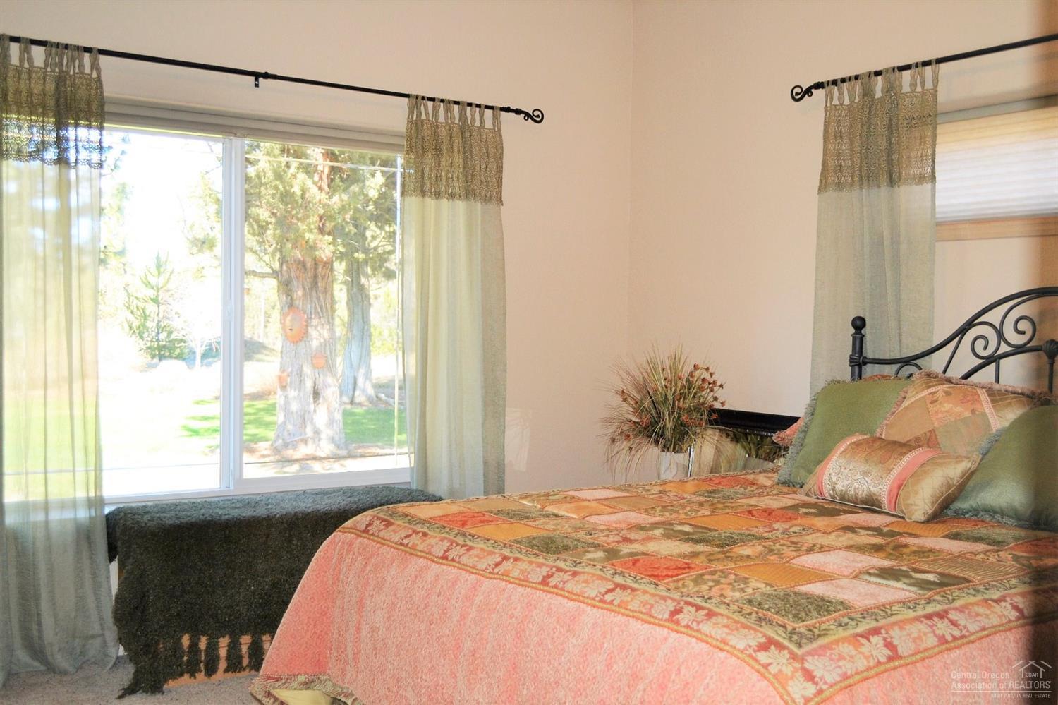 16965 Peterson Ridge Road Bend, OR 97703 - Photo 14 of 25 Gallery Image 14