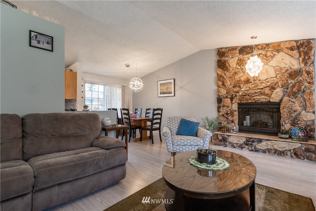 3748 Magrath Road Bellingham, WA 98226 - Photo 7 of 33 Gallery Image 7