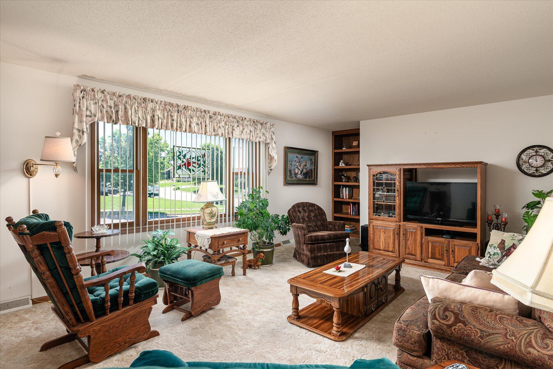 224 Eagles Bluff Road La Crescent, MN 55947 - Photo 4 of 20