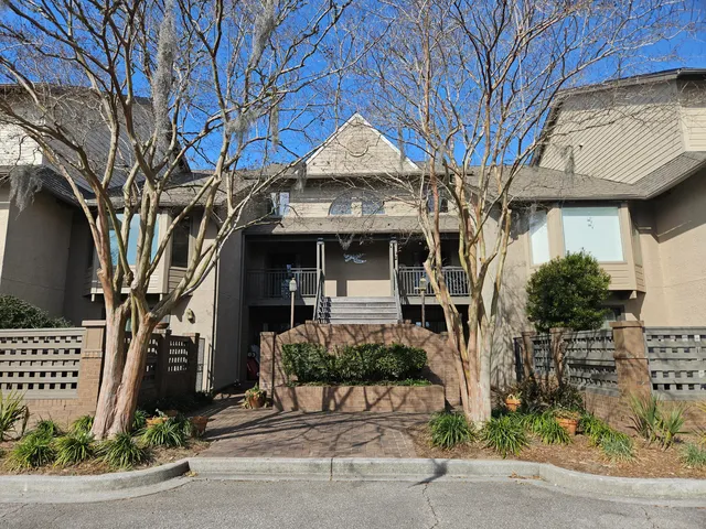 $3,900 | 1948 Marsh Oak Lane, Johns Island, SC 29455