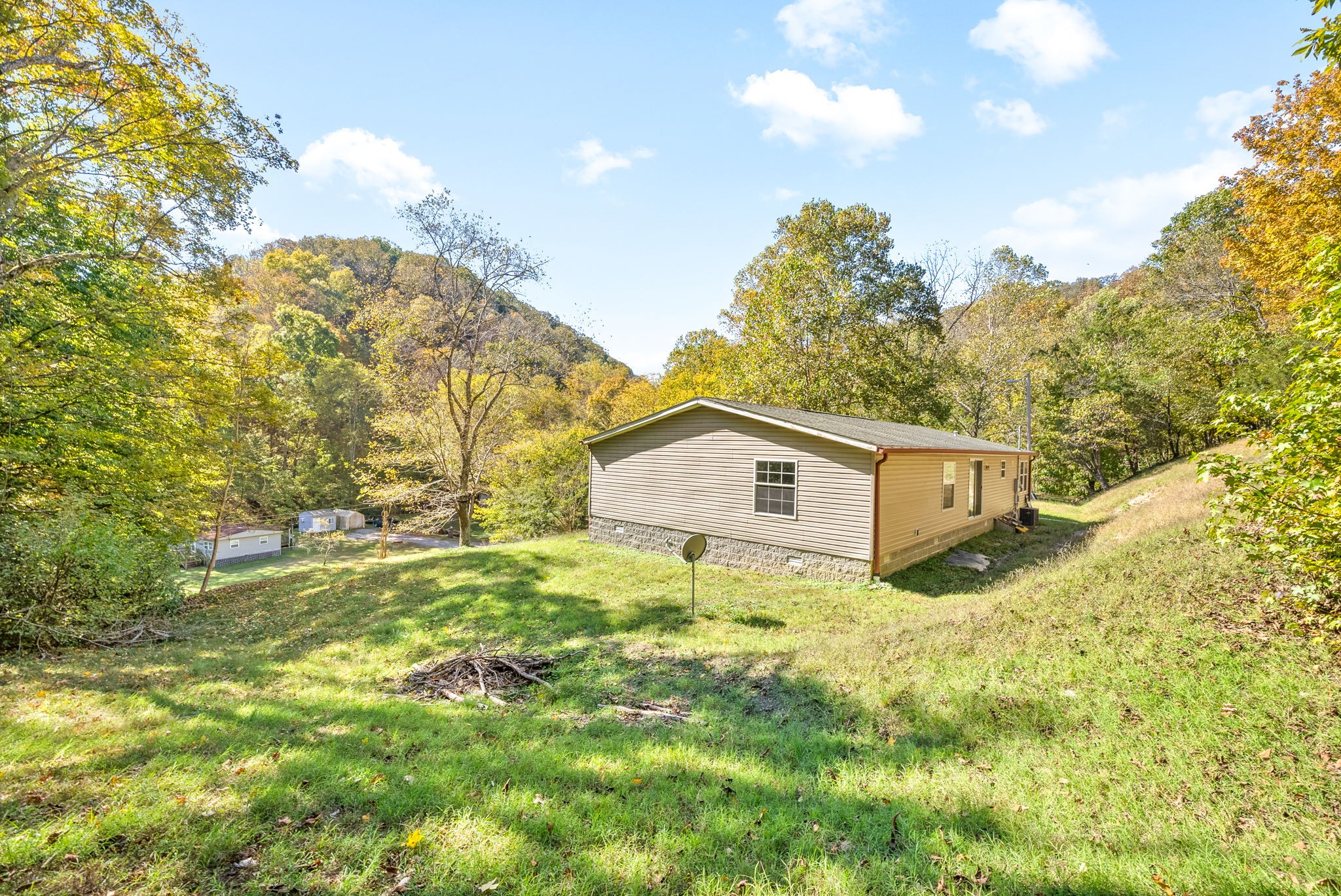 1016 Short Road Ashland City, TN 37015 - Photo 4 of 47 Gallery Image 4