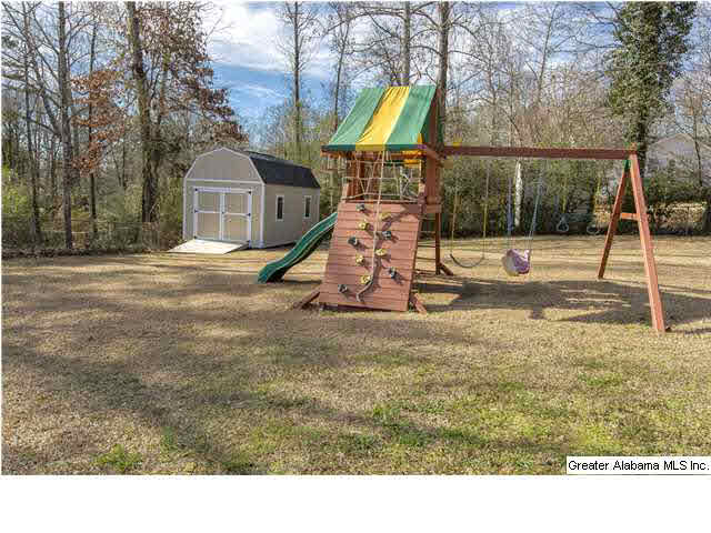 5965 Amber Hills Road Birmingham, AL 35210 - Photo 10 of 32