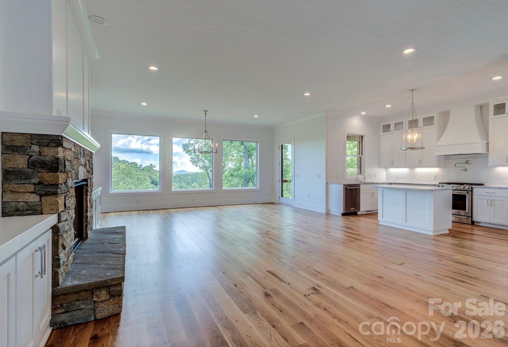 3434 Old Jonas Ridge Road Newland, NC 28657 - Photo 10 of 47