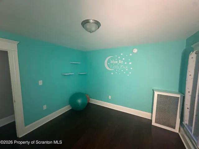 $1,950 | 916-918 Grandview Street, Scranton, PA 18509