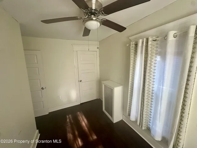 $1,950 | 916-918 Grandview Street, Scranton, PA 18509