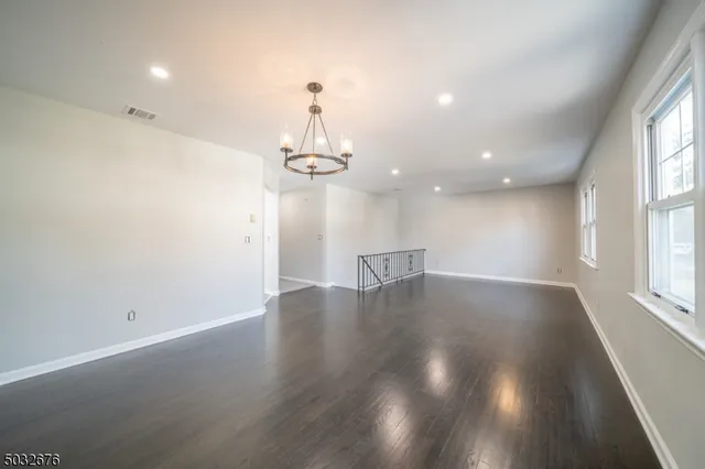 $3,100 | 100 Westside Avenue, Unit 2, Bergenfield, NJ 07621