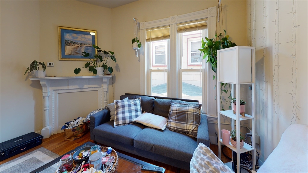 27 Falcon Street, Unit 2 Boston, MA 02128 - Photo 9 of 12