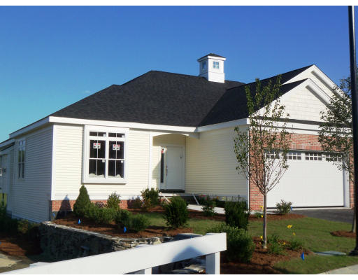121 Grey Birch Road, Unit 121 Norfolk, MA 02056 - Photo 1 of 4 Gallery Image 1