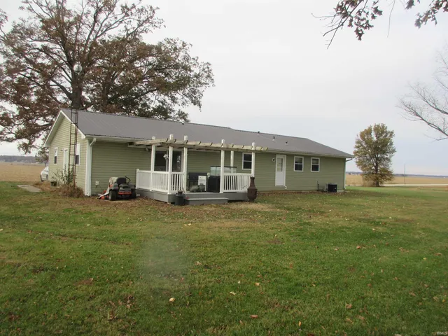 $255,000 | 644 North 350 East, Washington, IN 47501