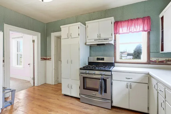 $109,900 | 116 East Florence Street, Cambria, WI 53923