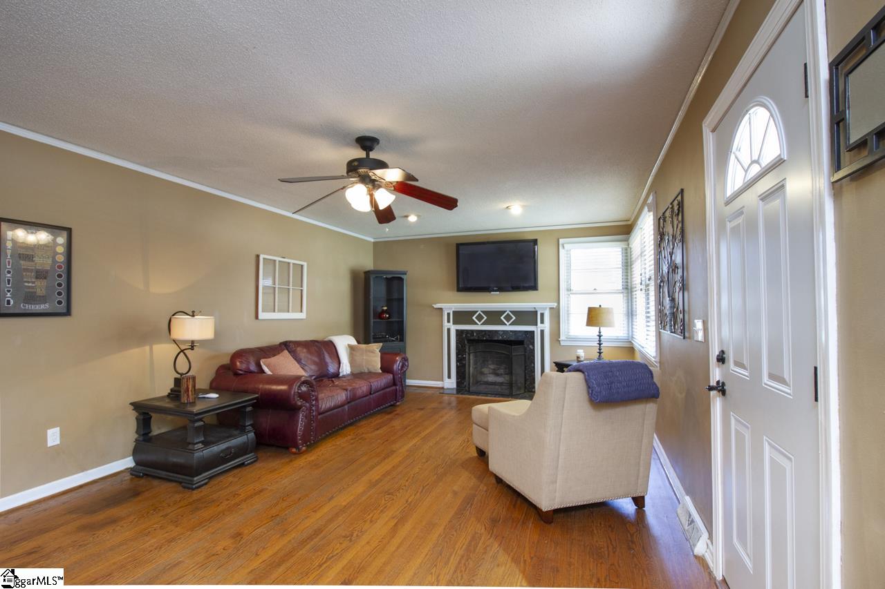2220 Bellview Road Anderson, SC 29621 - Photo 5 of 32