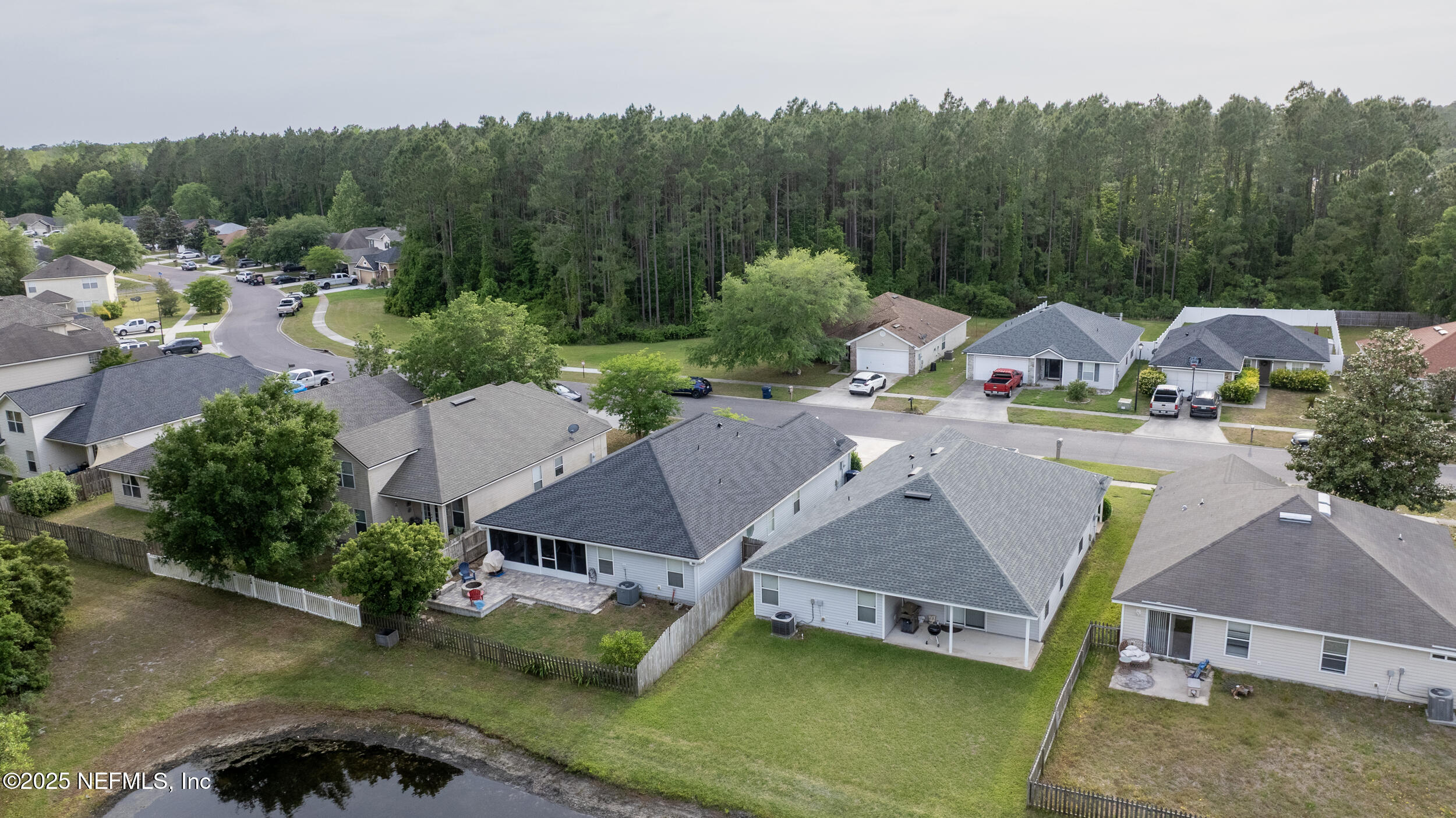 96656 Commodore Point Drive Yulee, FL 32097 - Photo 27 of 29 DJI_20250421181647_0036_D-HDRComplete