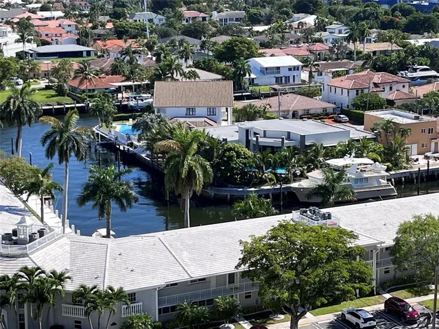 $250,000 | 3200 Northeast 36th Street, Unit 714, Fort Lauderdale, FL 33308