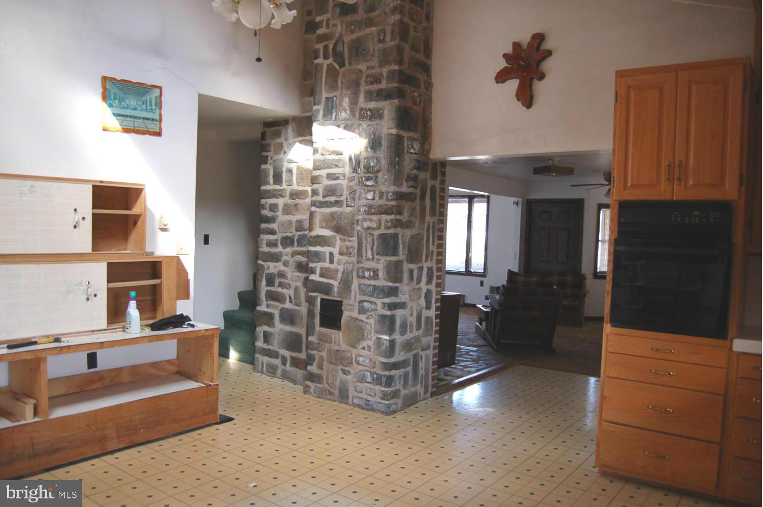 76 Two Taverns Road Gettysburg, PA 17325 - Photo 17 of 28 Kitchen