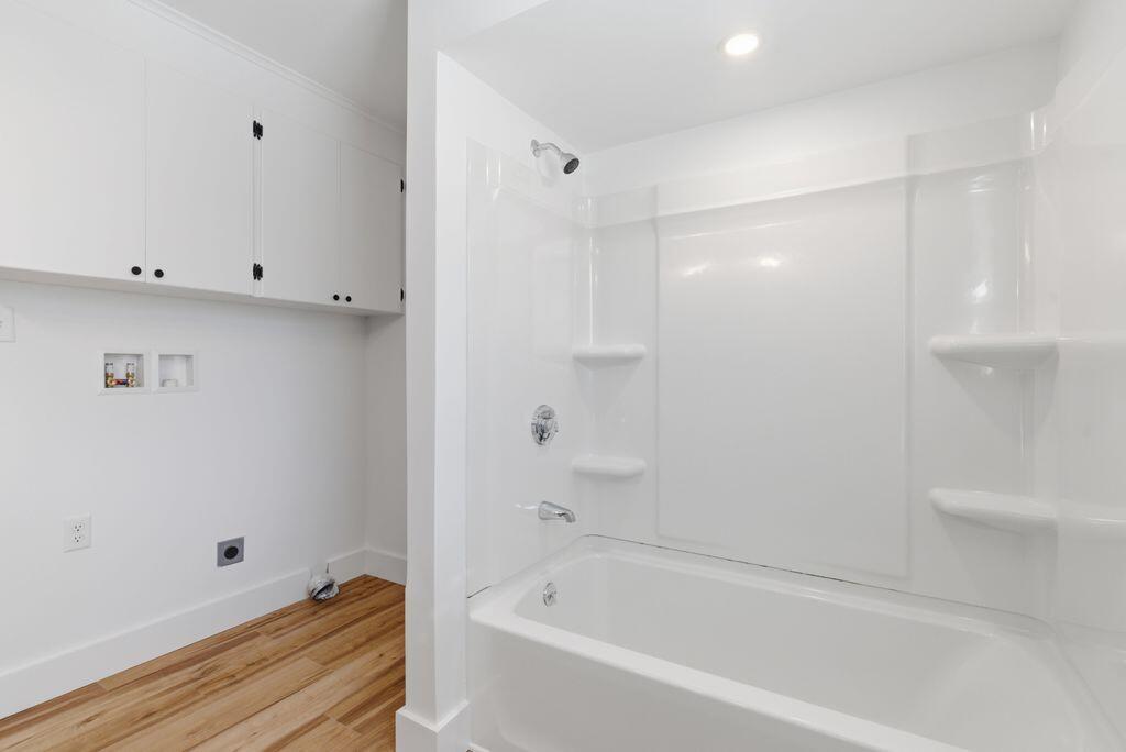 675 Sabattus Street Lewiston, ME 04240 - Photo 14 of 43 17_DSC07356