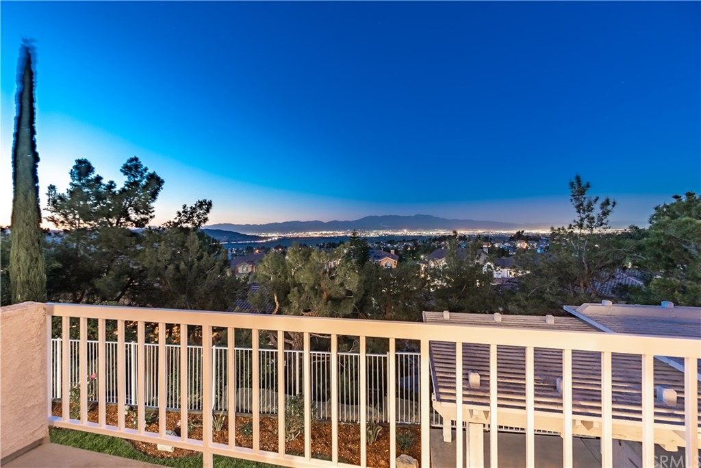 3171 Diamond View Street Corona, CA 92882 - Photo 32 of 59