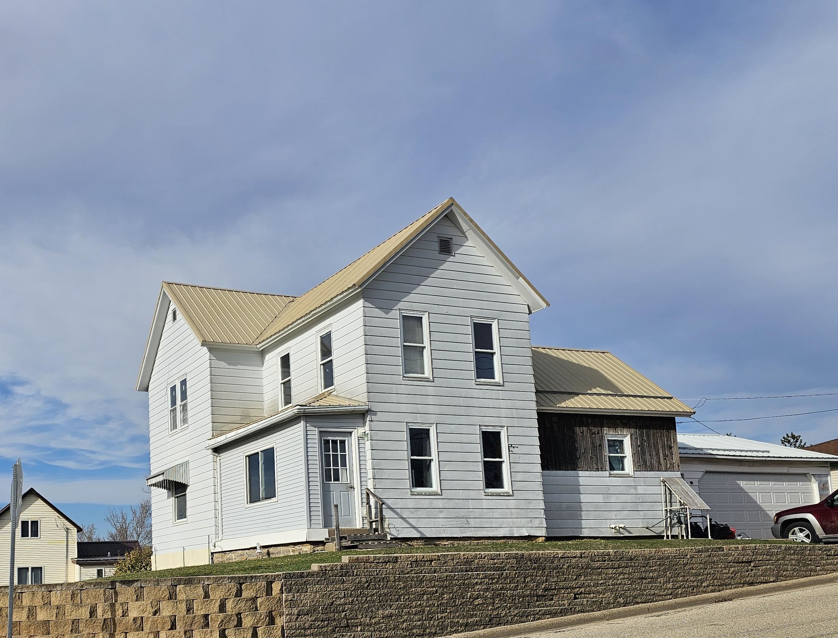 302 Main Street Highland, WI 53543 - Photo 3 of 12