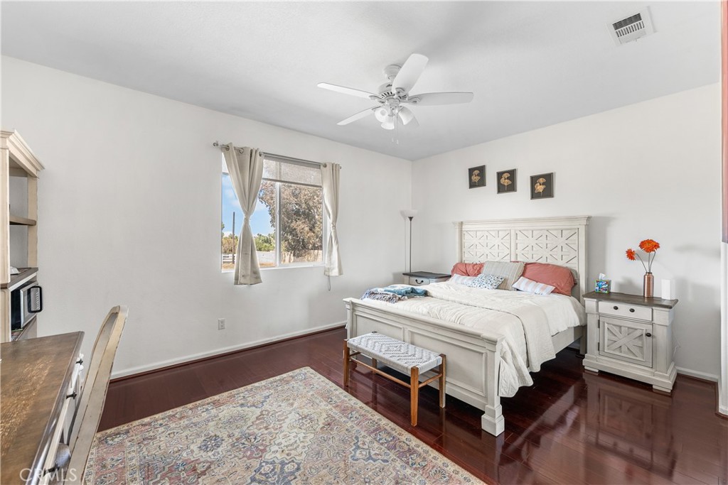 658 East Lago Lindo Road Palmdale, CA 93550 - Photo 41 of 73