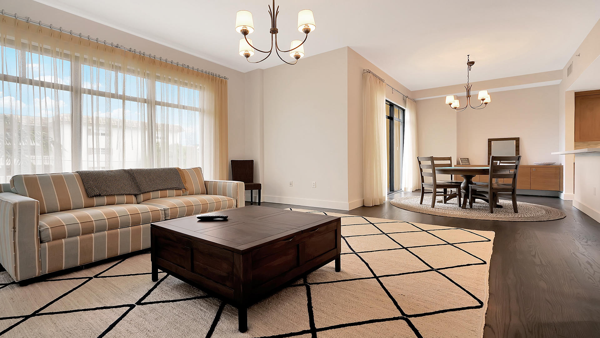 200 East Palmetto Park Road, Unit 7 Boca Raton, FL 33432 - Photo 8 of 38 Living Room 1