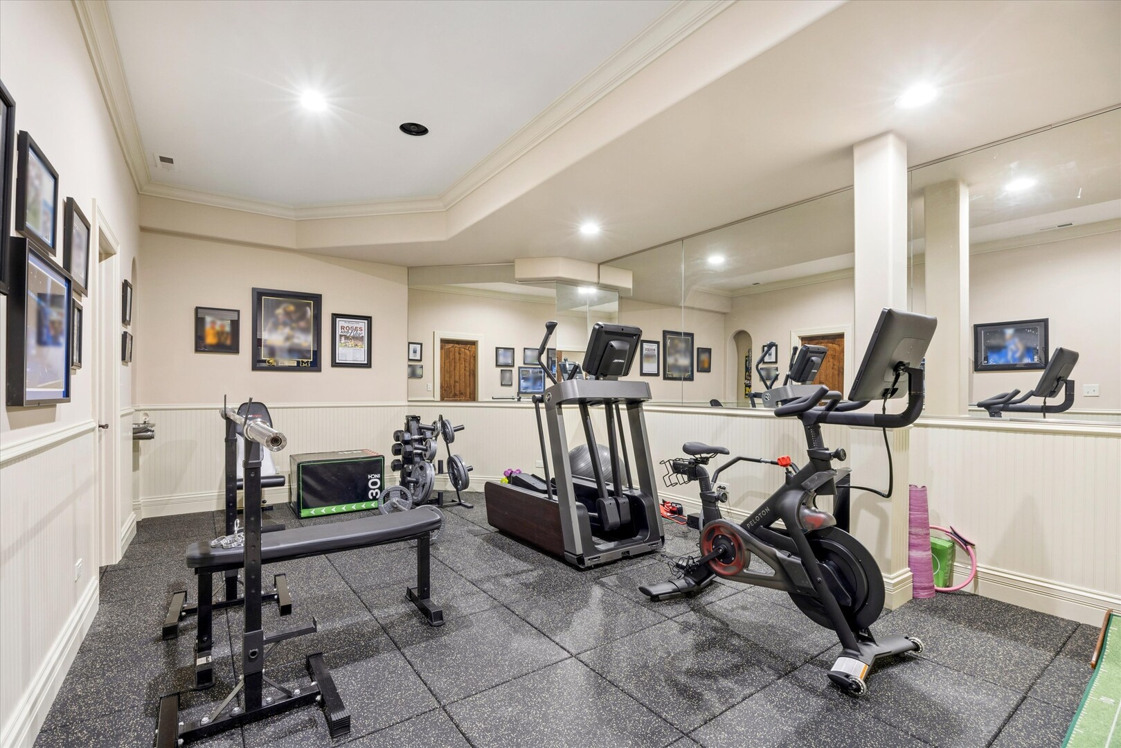 561 Walker Road Hinsdale, IL 60521 - Photo 43 of 52 Gallery Image 43