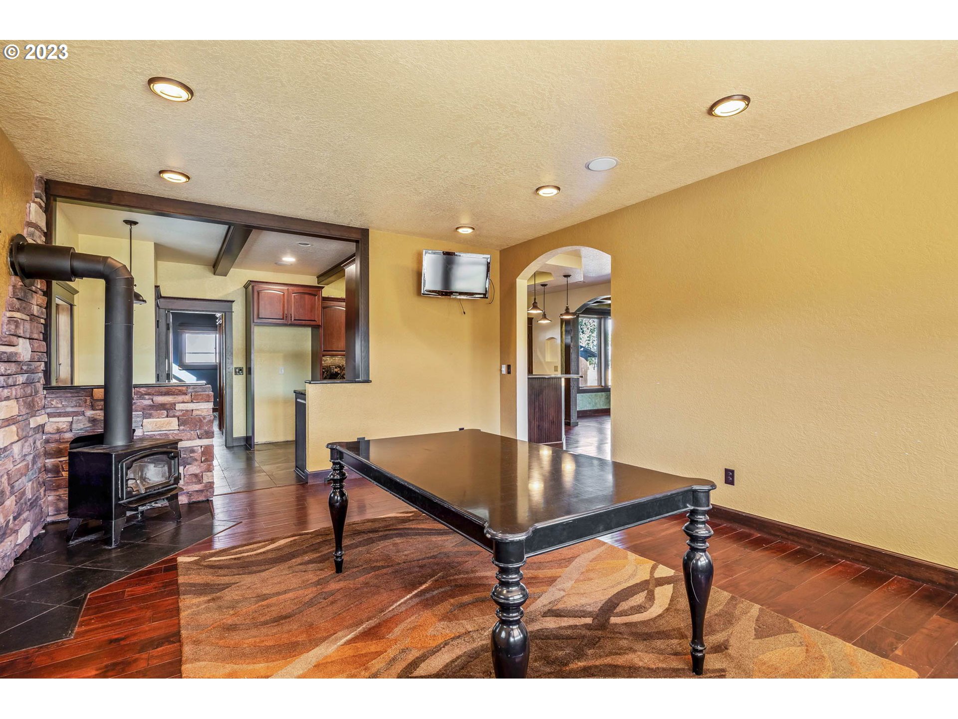 32571 Camas Swale Road Creswell, OR 97426 - Photo 11 of 48 Gallery Image 11