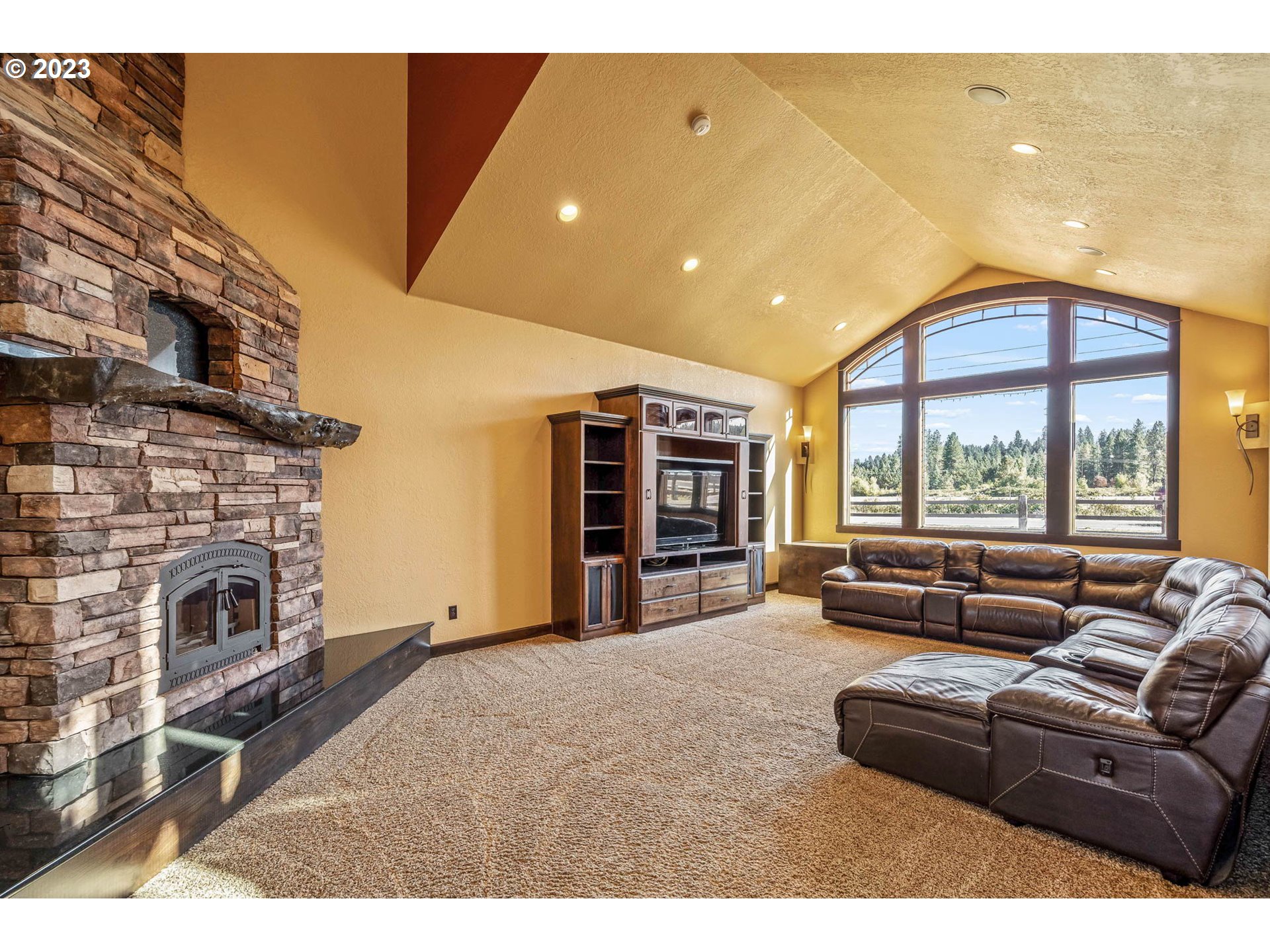 32571 Camas Swale Road Creswell, OR 97426 - Photo 25 of 48 Gallery Image 25