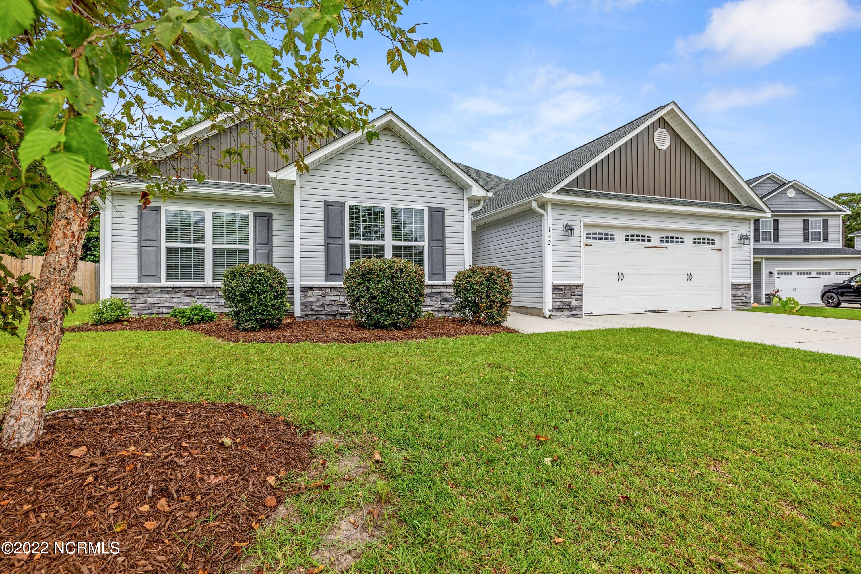 142 Mardella Way Holly Ridge, NC 28445 - Photo 3 of 35 1Q3A0791.jpg-SMALL