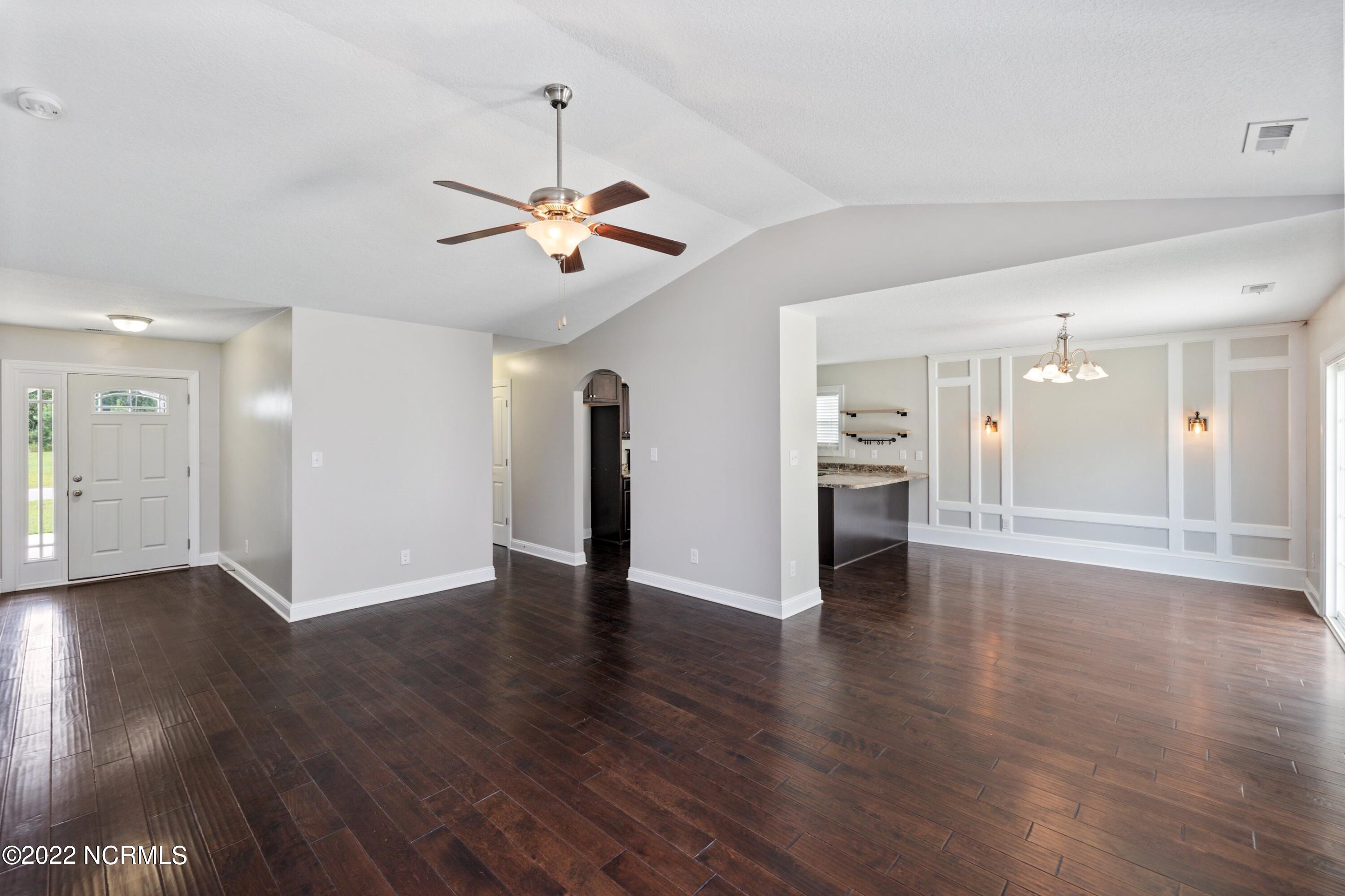 142 Mardella Way Holly Ridge, NC 28445 - Photo 6 of 35 1Q3A0899.jpg-SMALL