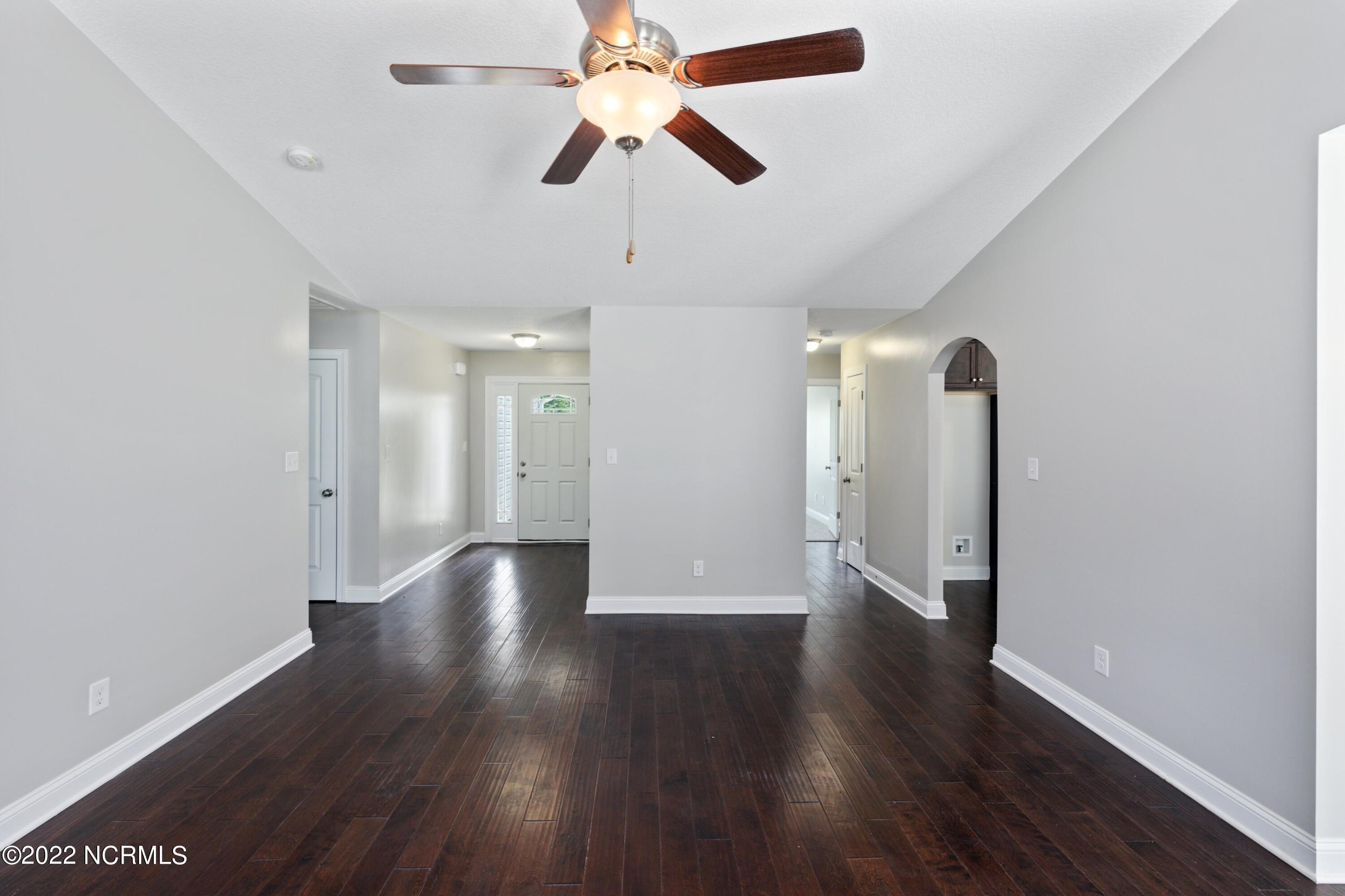 142 Mardella Way Holly Ridge, NC 28445 - Photo 9 of 35 1Q3A0916.jpg-SMALL