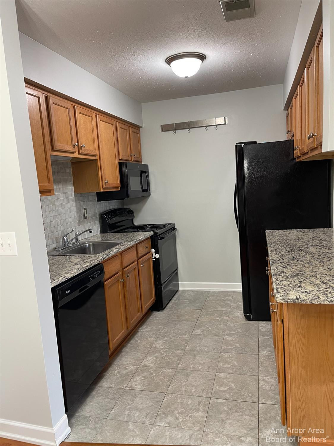 2224 Touchdown Court, Unit 4 Ypsilanti, MI 48197 - Photo 5 of 24 Photo 5