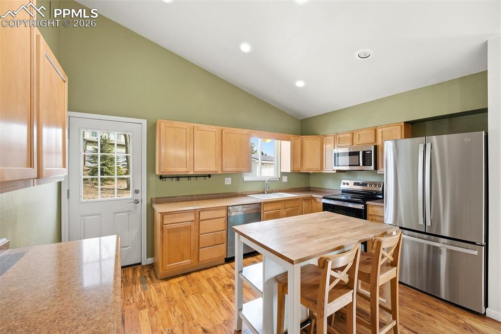 1228 Shrider Road Colorado Springs, CO 80920 - Photo 15 of 50