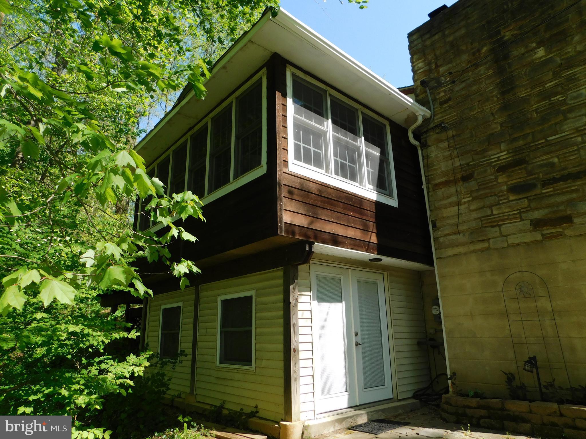 205 Crozerville Road Aston, PA 19014 - Photo 5 of 31 Exterior Side