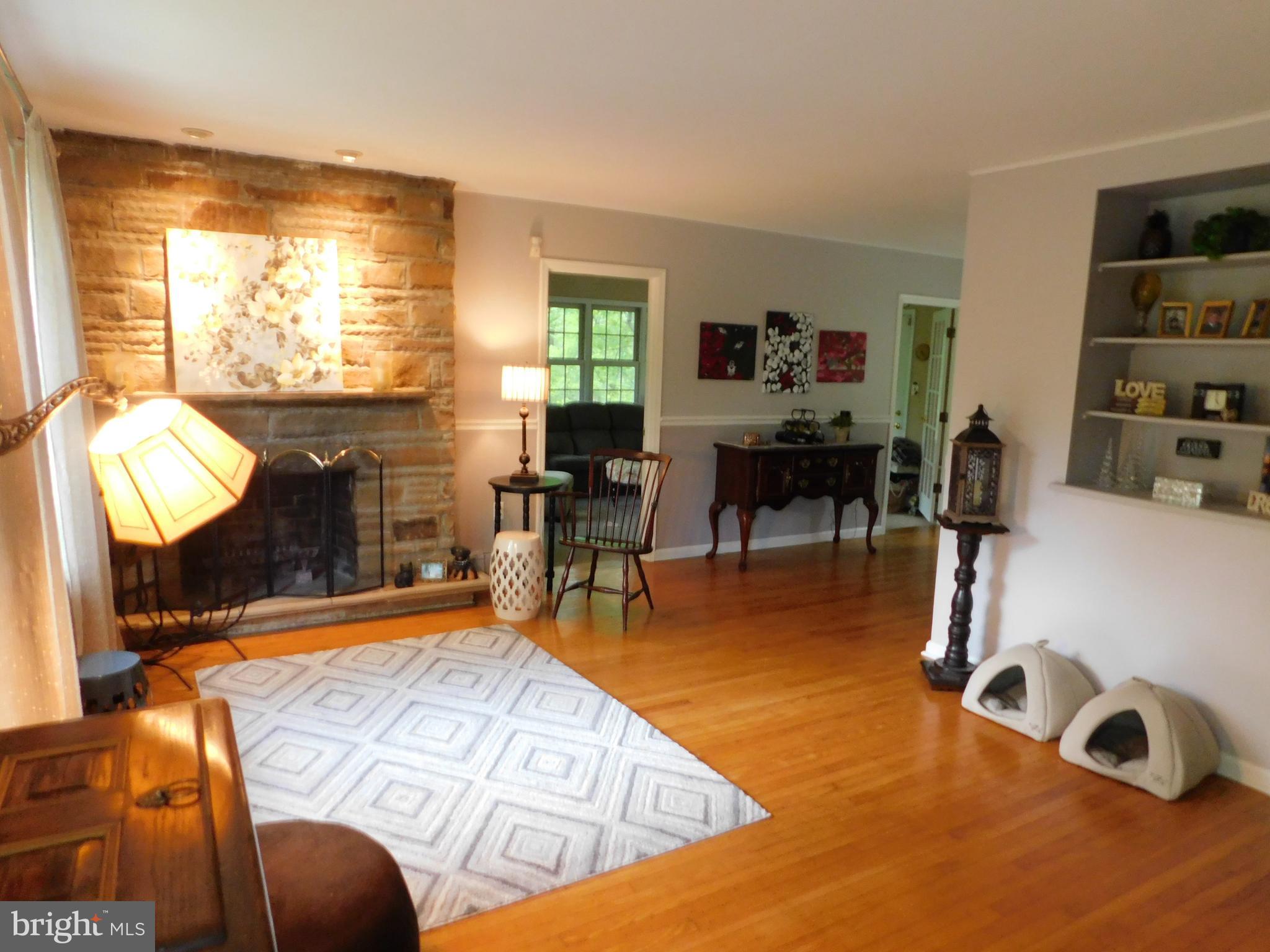 205 Crozerville Road Aston, PA 19014 - Photo 8 of 31 Living Room