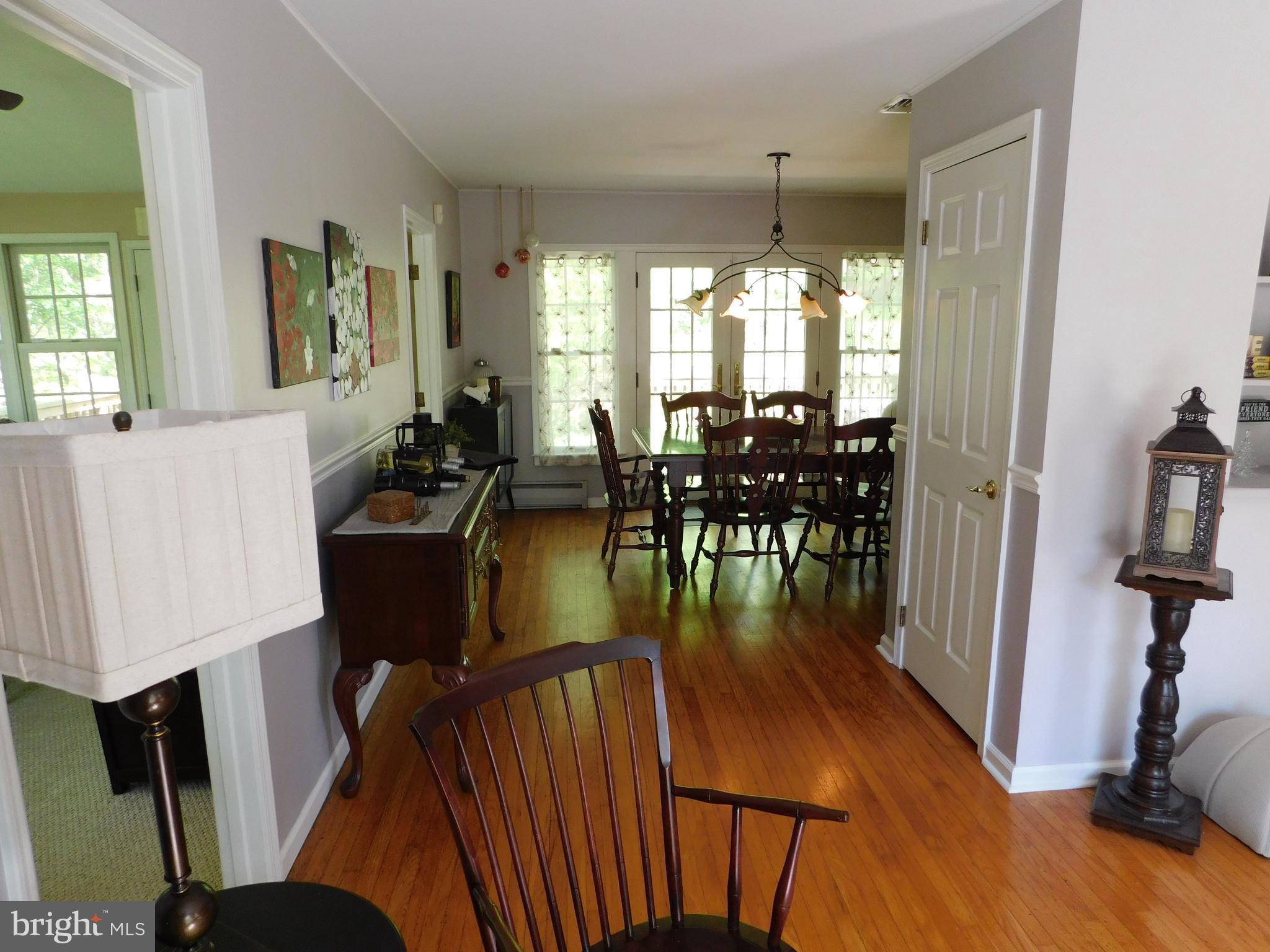205 Crozerville Road Aston, PA 19014 - Photo 10 of 31 Living Room