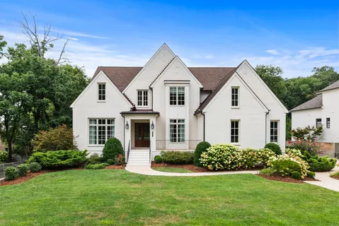 $3,300,000 | 4514 Shys Hill Road, Nashville, TN 37215